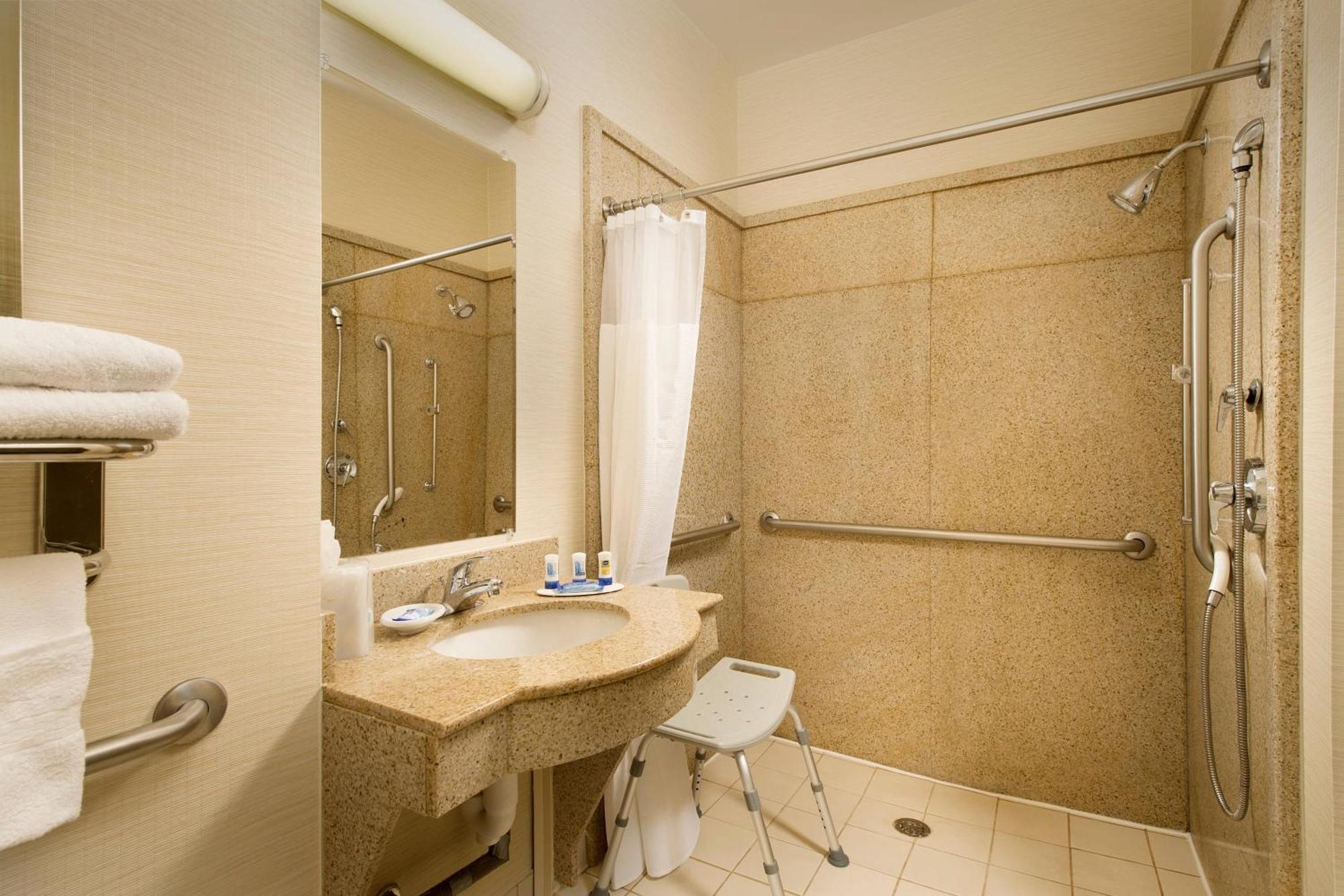 Fairfield Inn & Suites By Marriott Waco North Bagian luar foto
